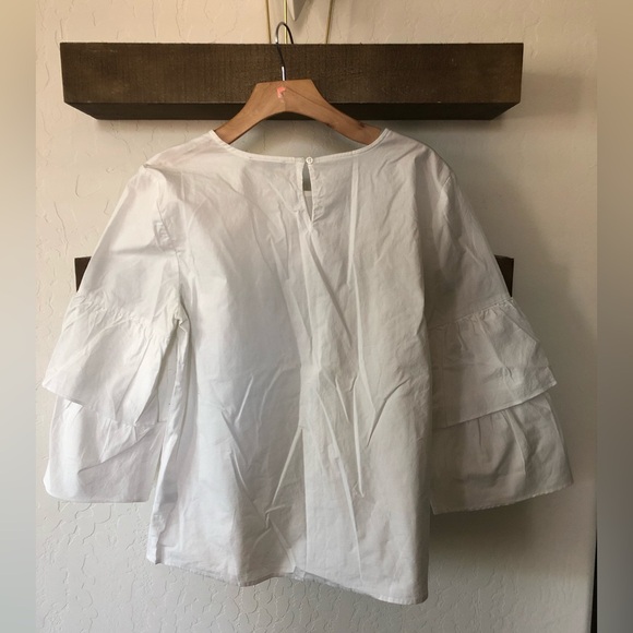 J. Crew|White Tiered bell sleeve top, Cotton with keyhole detail, size 12••• - Picture 5 of 13